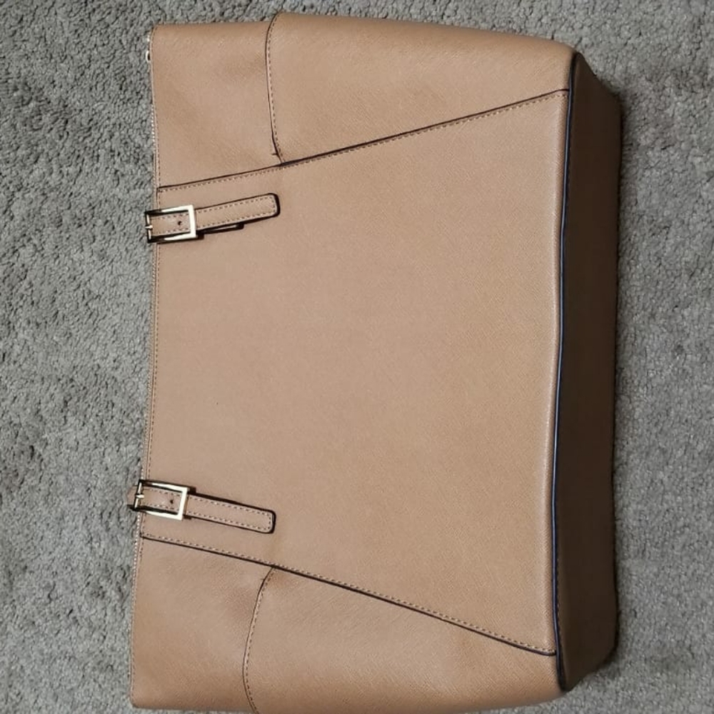 JustFab Light Brown/Beige Purse